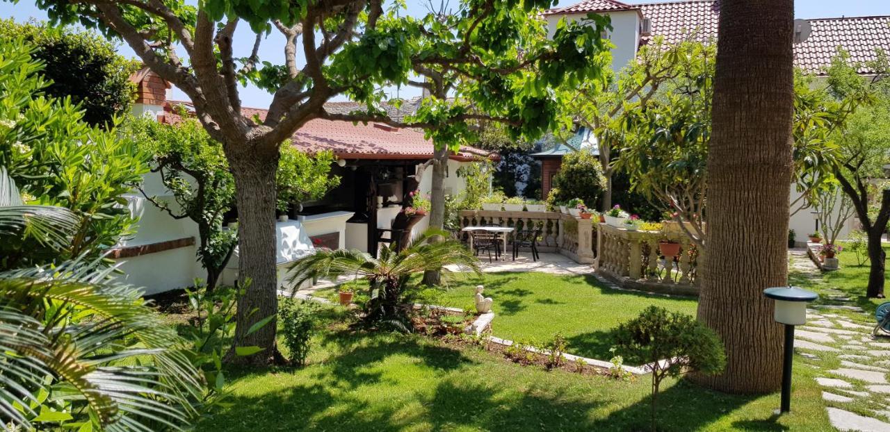 Villa Giardino Heritage Boutique Hotel Bol Esterno foto
